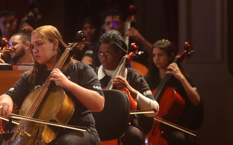 Orquestra Sinfônica Jovem Fluminense no Teatro da Caixa com ingressos a R$ 2