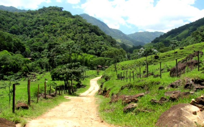 Aldeia Velha, distrito de Silva Jardim, paraíso ecológico com muitas cachoeiras