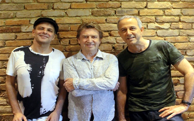 Andy Summers, Rodrigo Santos e João Barone no Vivo Rio