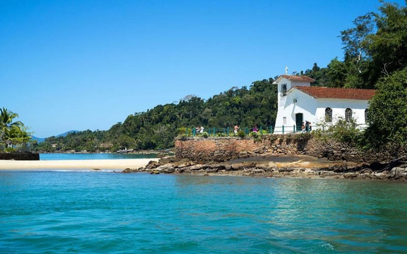 Angra dos Reis, destino turístico do Rio tem 365 ilhas em seu litoral