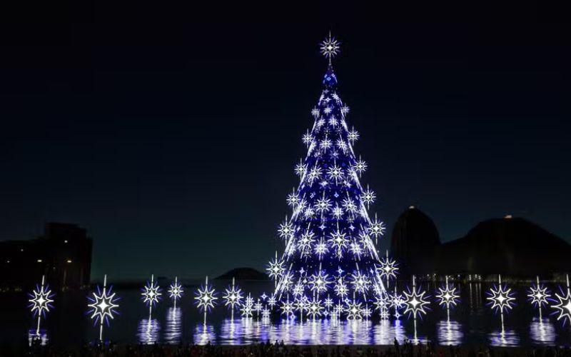 Árvore de Natal da Enseada de Botafogo será erguida pronta e terá complexo gastronômico na Praia de Botafogo
