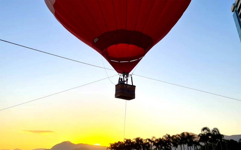 Voo panorâmico de balão é a nova atração na Barra da Tijuca