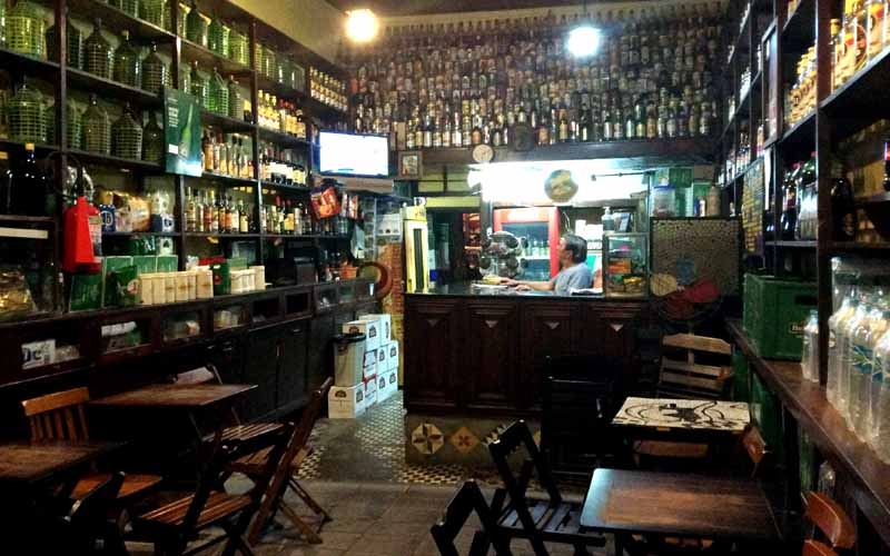 Bar do Zé: Ideal para fugir dos bares arrumadinhos