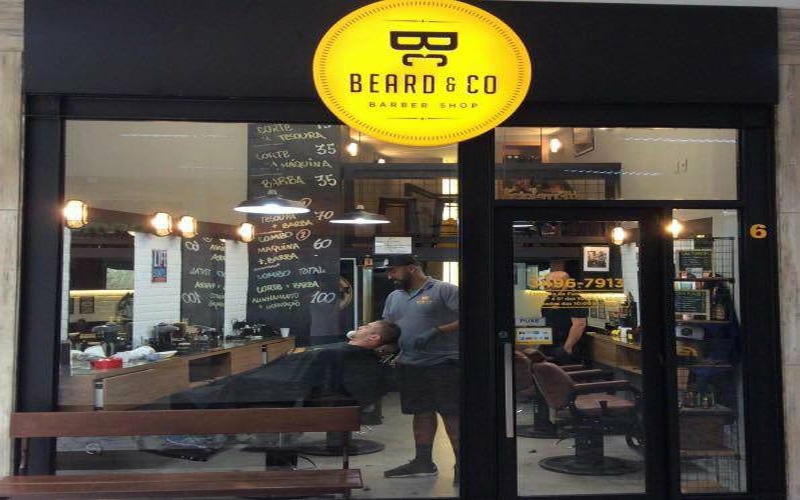 Beard & Co Barber Shop: barbearia com muito estilo no Flamengo