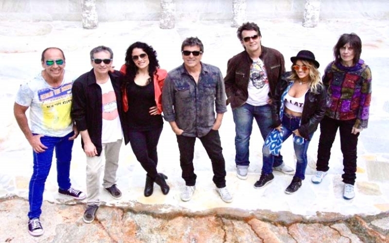 Banda Blitz em show gratuito na Praça do Pacificador em Duque de Caxias