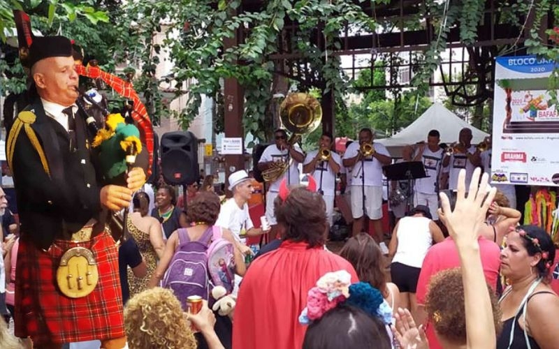 Bloco Bafafá comemora 21 anos com festa, orquestra de foles faz apresentação inédita