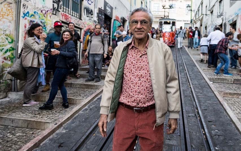 Caetano Veloso inaugura Areninha Cultural Terra em Guadalupe