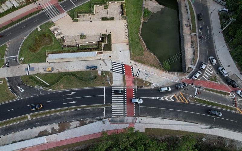 Niterói inaugura rotatória de Camboinhas com jardins, ciclovia e baia de ônibus