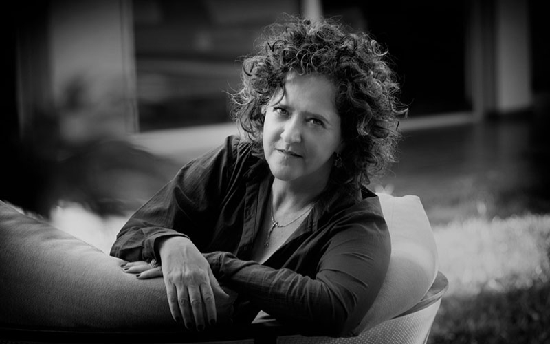 Entrevista com Carla Madeira, autora do best-seller “Tudo é rio” e destaque de hoje na Bienal do Livro
