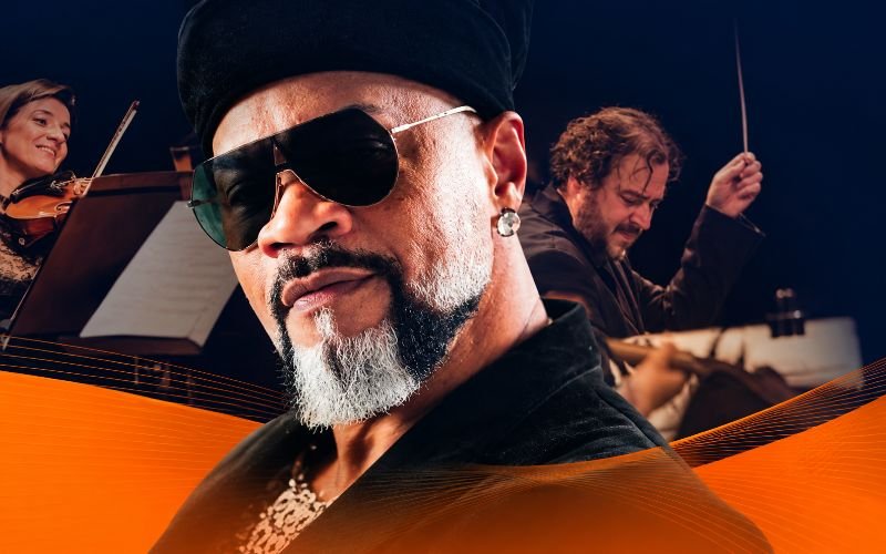 Carlinhos Brown e a Orquestra Ouro Preto na Praça Mauá
