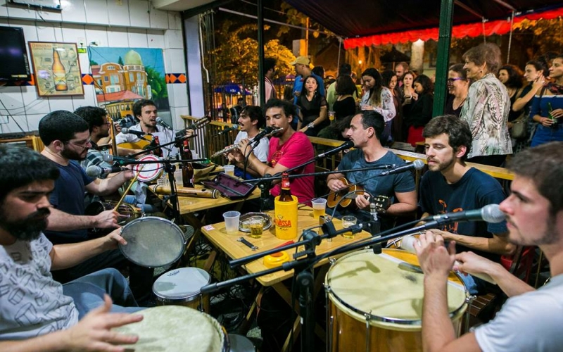 Roda de samba Casa de Marimbondo