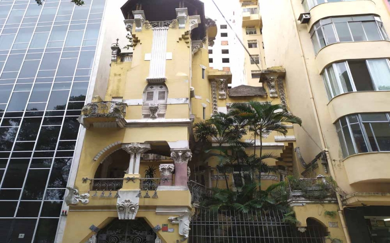 Casa Villino Silveira: tesouro de 1915 resiste na Rua do Russel