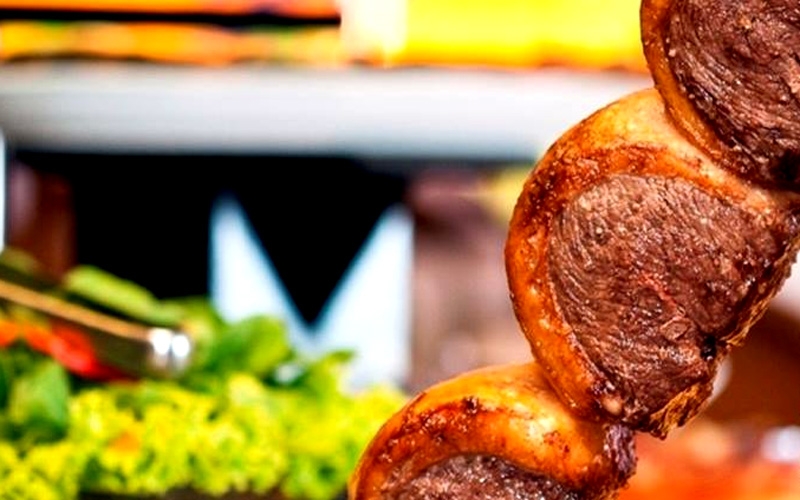 Catete Grill: variedade em comida a quilo e churrascaria