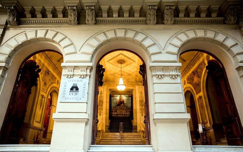 Tá Na História inaugura sala multimídia gratuita no CCJF