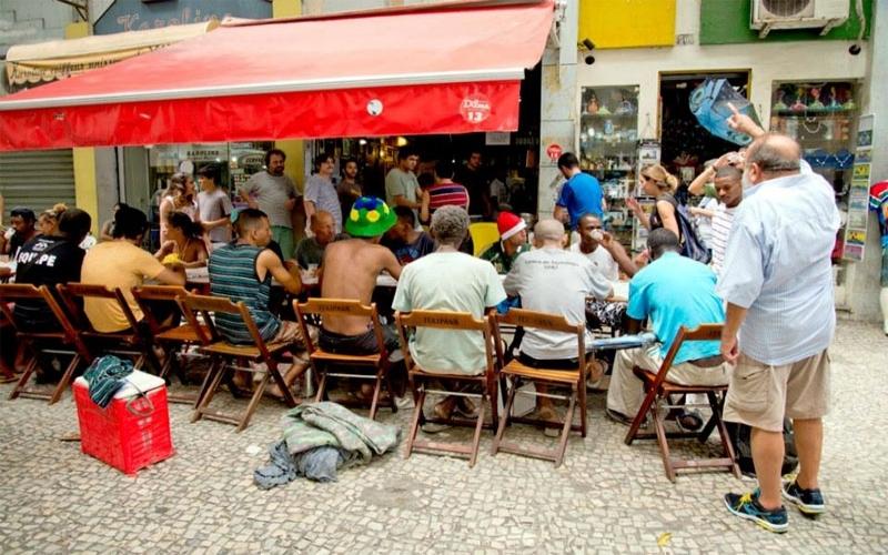 Ceia de Natal do Bip Bip mantém a tradição de Alfredinho, fundador do bar