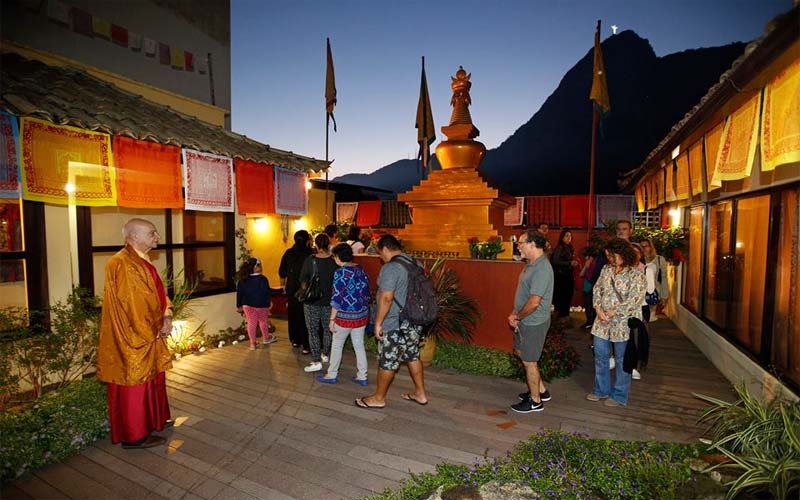 Cerimônia do Guru Padmasambhava no Centro de Budismo Tibetano