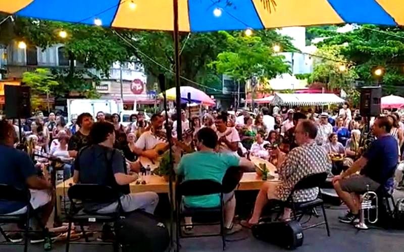 Choro da Gávea e convidados na Praça Santos Dumont