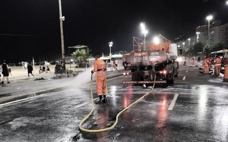 Comlurb recolhe 392 toneladas de lixo e realiza maior lavagem hidráulica da história após show de Lady Gaga