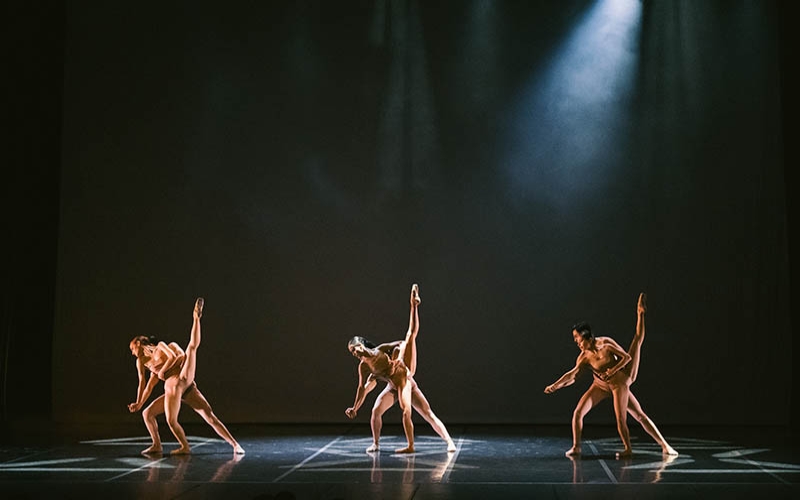 Compañia Colombiana de Ballet – Trilogia “A Fuego Lento, Love Fear Loss e Longing