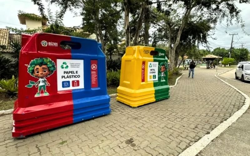 Búzios ganha contentores de reciclagem em praças e praias