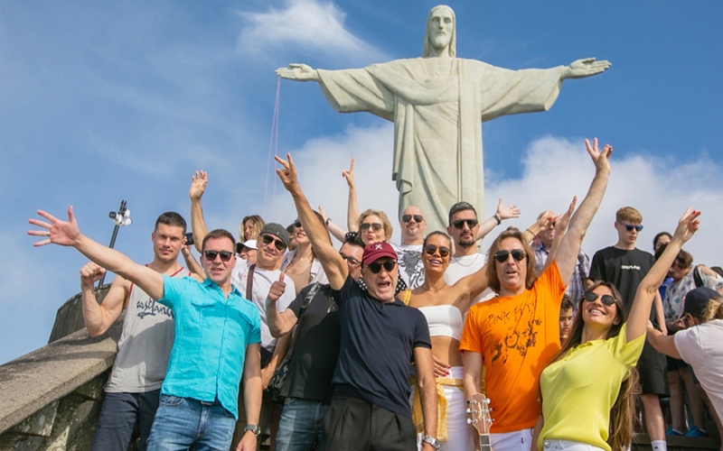 Coro russo Turetsky & Sopranos em recital gratuito na Praça Mauá