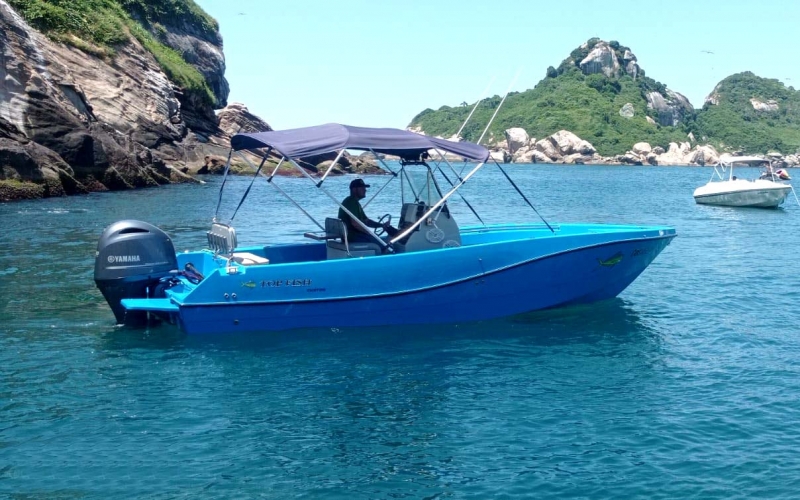 Costela Boats Tur: lancha rápida para passeios nas Ilhas Tijuca e Cagarras