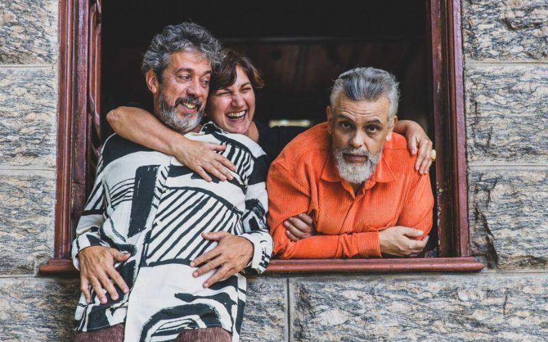 Espetáculo "Breve", com artistas-bailarinos de 62 anos, faz curta temporada no Rio