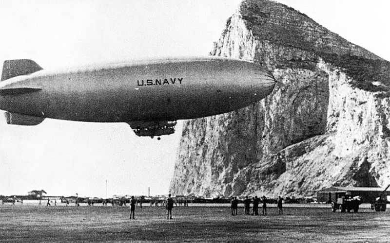 A incrível história do Zeppelin americano que caiu em Arraial do Cabo na Segunda Guerra Mundial