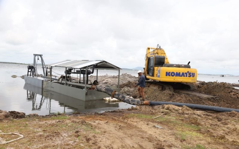 Dragagem da Lagoa de Araruama inicia nova fase de recuperação ambiental