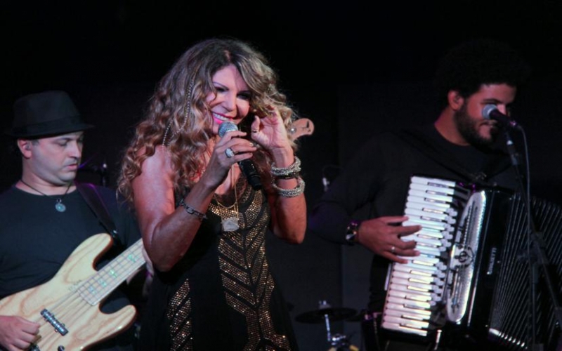 Elba Ramalho no Teatro Rival Refit