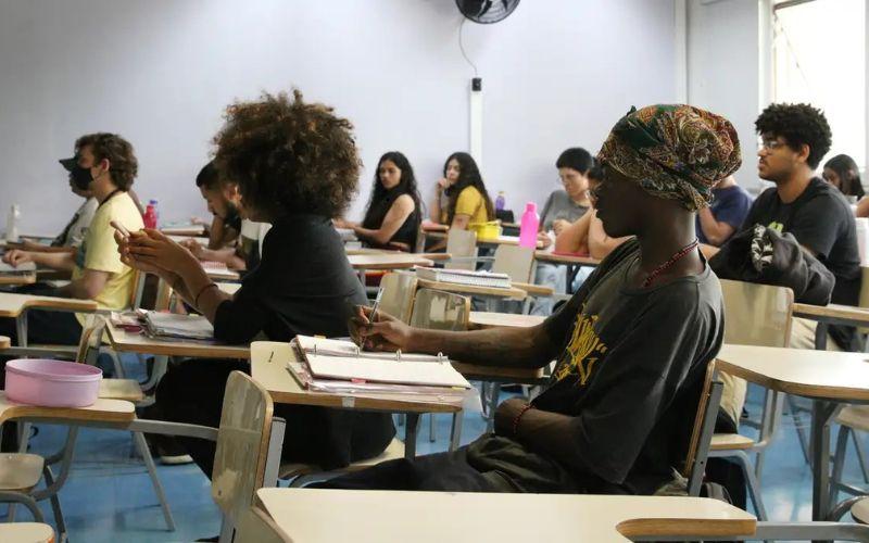 Sesc RJ: curso preparatório gratuito de mestrado e doutorado para pessoas negras e periféricas