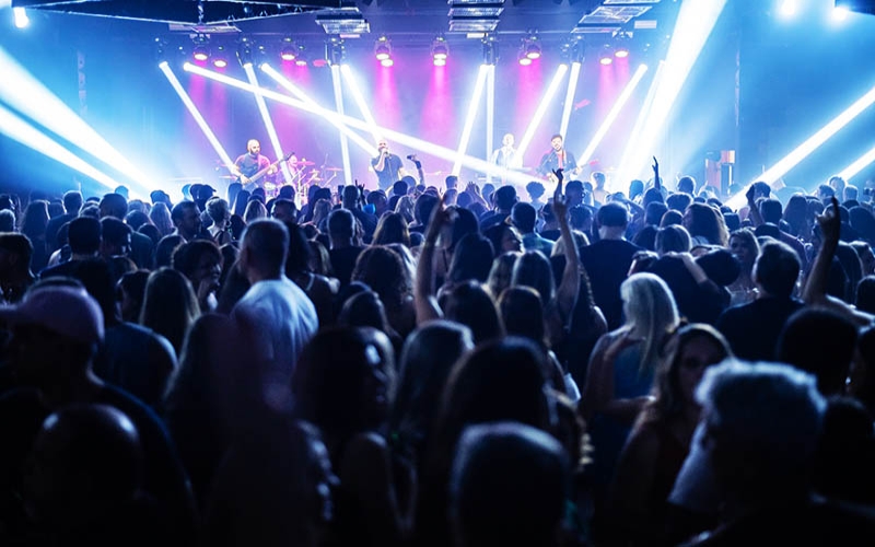 Festival Coordenadas: 12h de duração com quatro bandas tocando covers