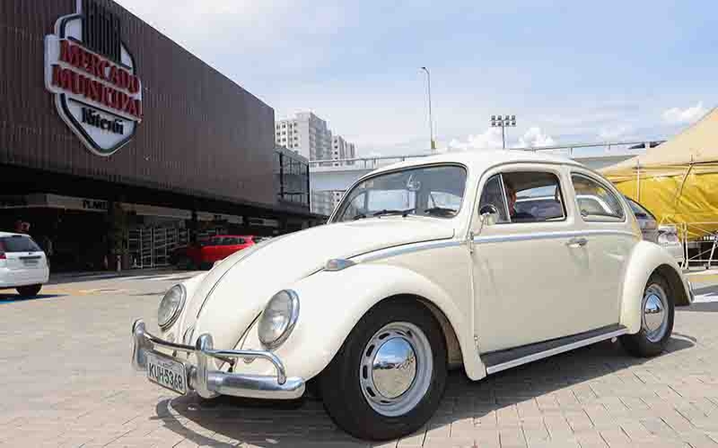 Mercado Municipal de Niterói realiza 1º Encontro de Fuscas, carro completa 65 anos no Brasil