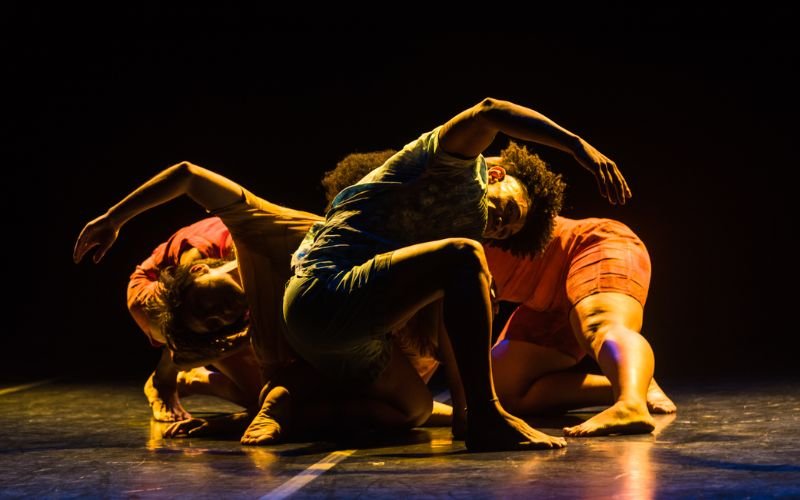 Espetáculo “Gbin” leva dança afro-indígena ao Sesc RJ com apresentação no Rio