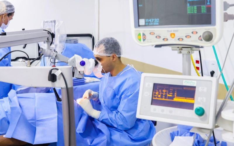 Hospital dos Olhos de Angra realiza 90 cirurgias de catarata em três dias
