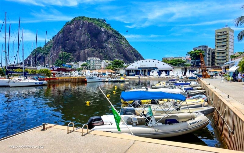 Como chegar até Iate Clube do Rio de Janeiro em Urca de Ônibus ou