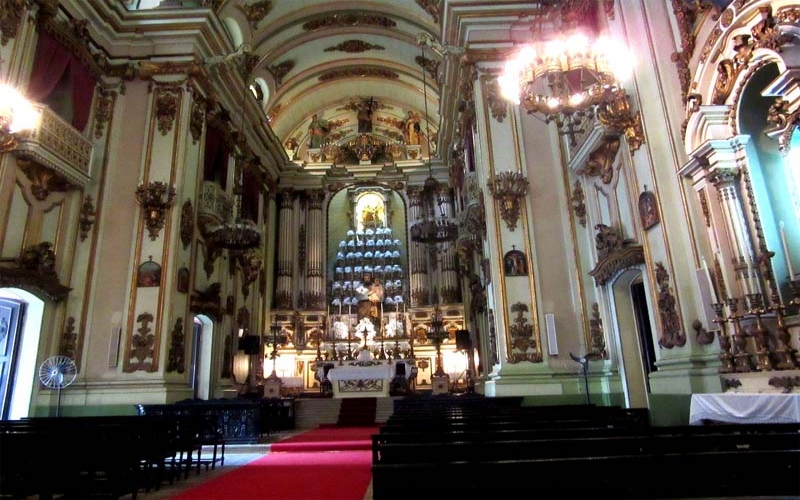 Igreja São José, inaugurada em 1842, um lugar de oração no Centro do Rio