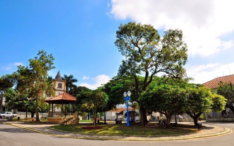 Aniversário de 33 anos de Itatiaia terá música, arte e gastronomia