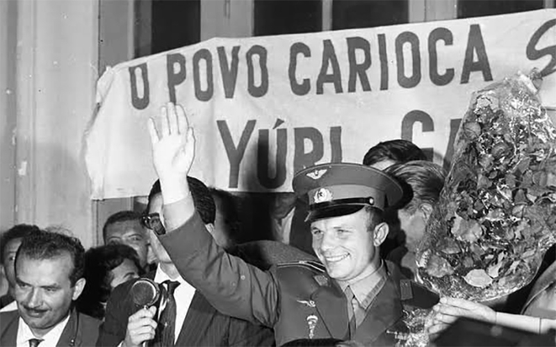 O dia que Iuri Gagarin foi recebido como herói no Rio, astronauta soviético teve fim trágico 7 anos depois