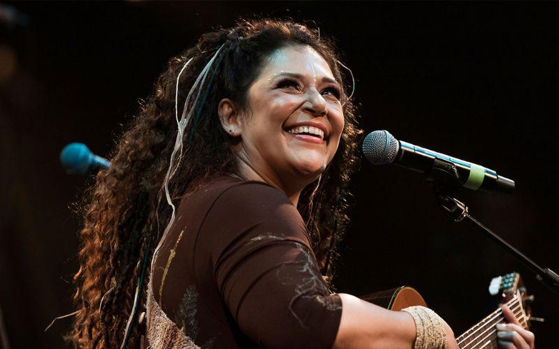Kátya Teixeira: 30 anos de música no Centro da Música Carioca