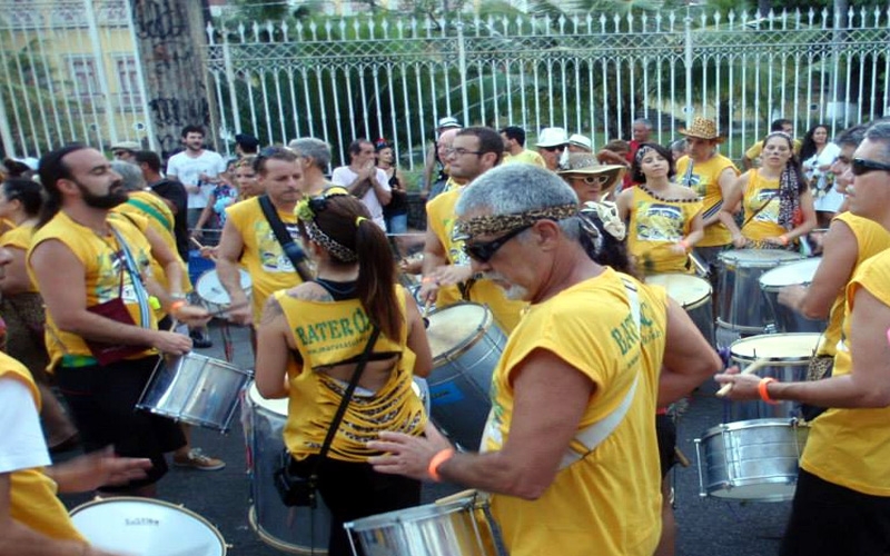 Desfile do Larga a Onça Alfredo