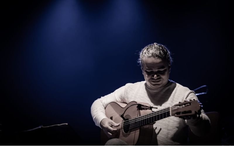 Luciano Camara Trio apresenta show instrumental gratuito no Arte Sesc Flamengo