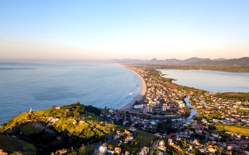 Maricá, a porta de entrada da Costa do Sol, tem 46 km de praias