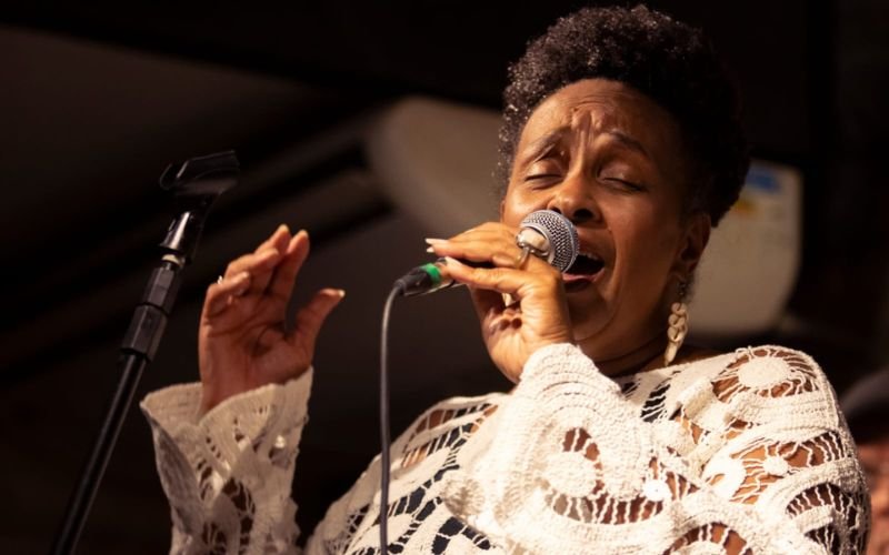 Masé Sant’Anna canta Sarah Vaughan no Centro da Música Carioca