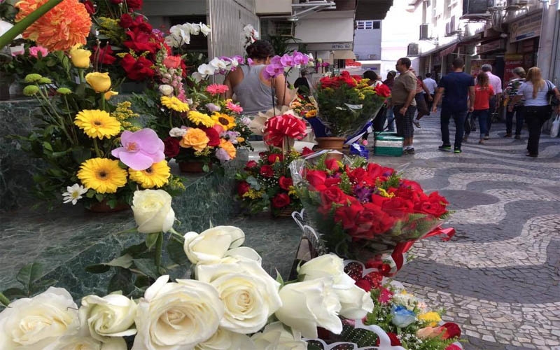 Rua das Flores no Centro do Rio: cantinho carioca