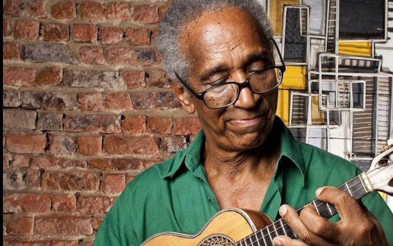 Mestre Siqueira se apresenta na Casa do Choro em show de 75 anos de carreira
