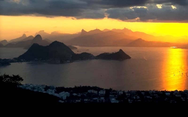 Mirante do Morro Santo Inácio em Niterói, um colírio para os olhos