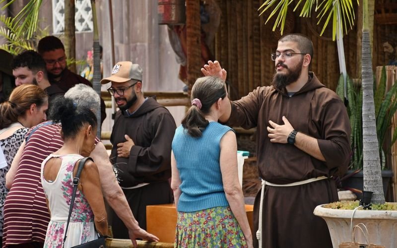 Bênção dos Capuchinhos abre o ano religioso no Rio com missas de hora em hora