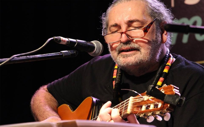 Moacyr Luz e Samba do Trabalhador no Teatro João Caetano