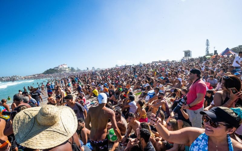 Etapa Mundial de Surf da WSL gera impacto recorde e impulsiona turismo em Saquarema